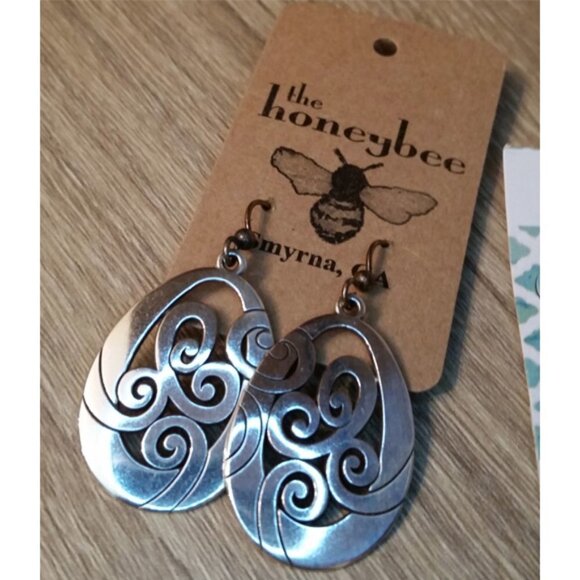 Bundle lot 2 Boho Dressy Style Dangle Drop Earrings Silver Tone and Seed Beads - Picture 3 of 4